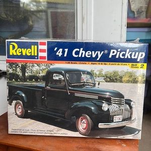 Revel ‘41 Chevy Pickup Model